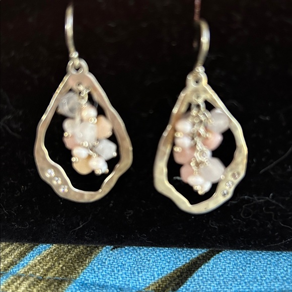 Silpada Vintage Rare Elegant Silver and Pink Dangle Earrings - Picture 2 of 2